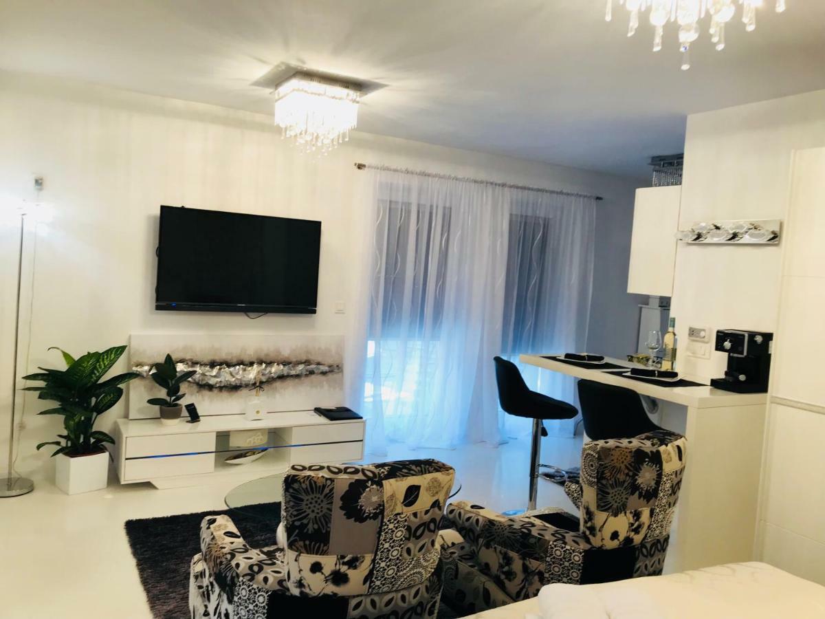 Apartmani Beril Lux Ровинь Экстерьер фото